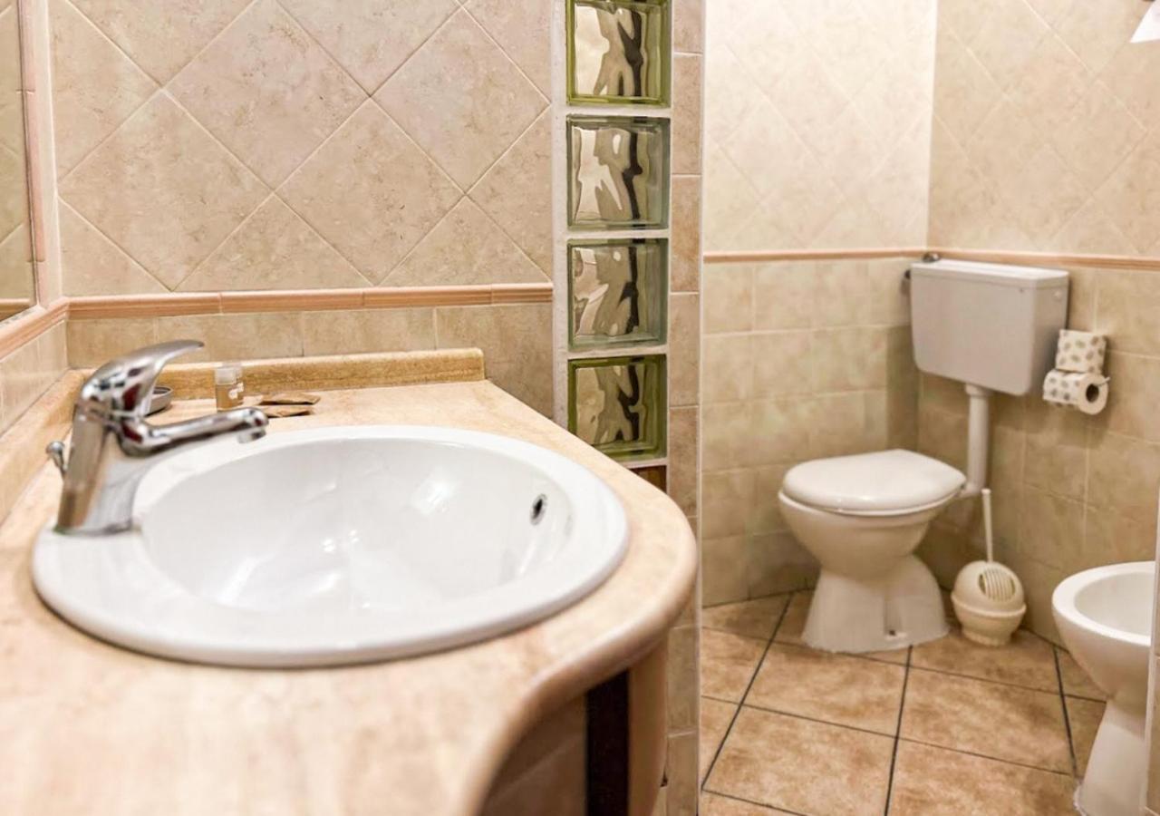 Sardinia Domus Bed & Breakfast 2*
